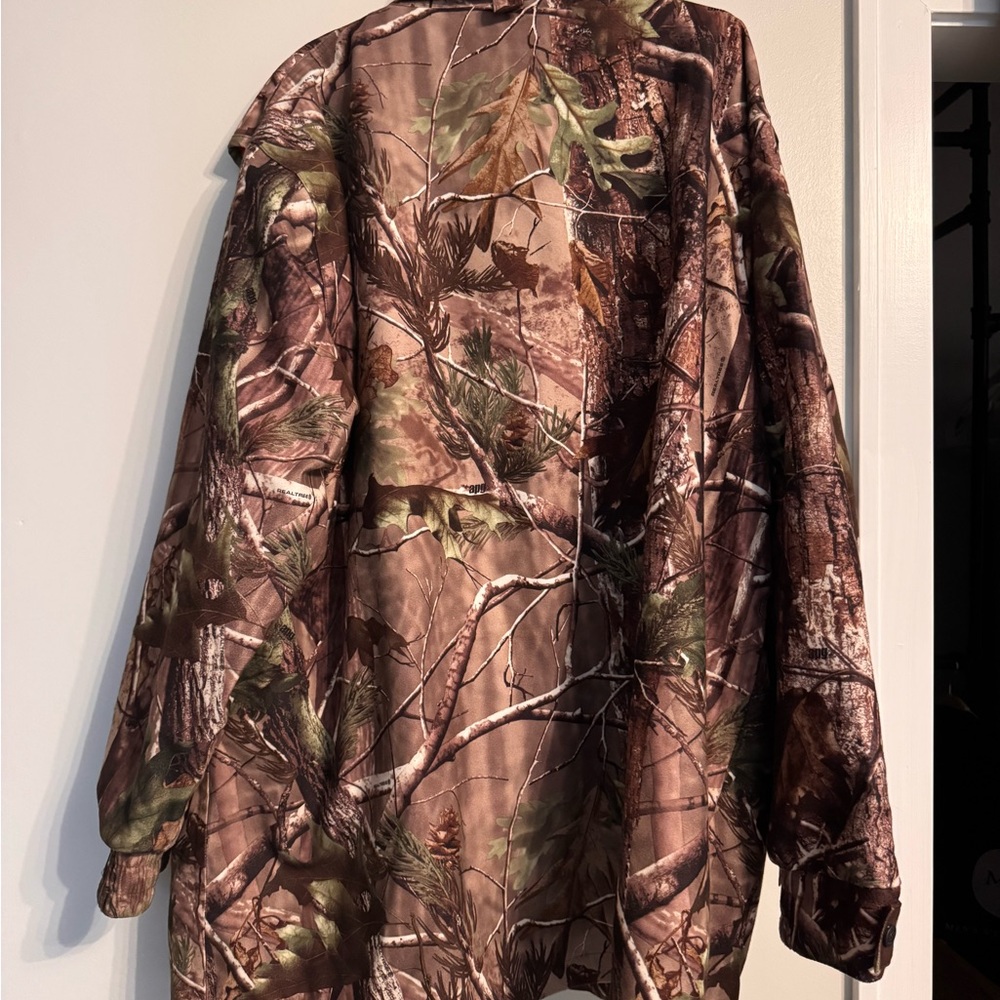 Bushmaster Realtree Camo Hunting Jacket - Picture 6 of 7